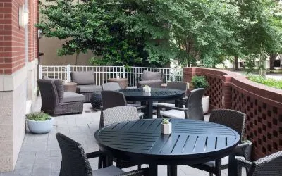 Courtyard perfect for coworking at Hilton Garden Inn Nashville Vanderbilt.