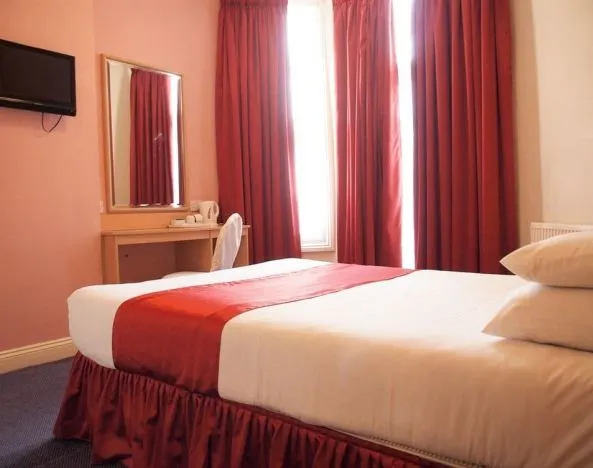 Standard day use room with workspace at Euro Lodge Clapham Hotel.