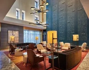Coworking lounge at Viceroy Chicago.