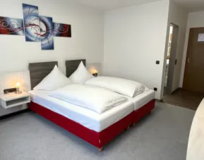 Brenner Hotel, Bielefeld