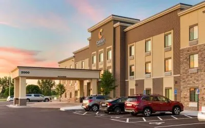 Parking available at Comfort Inn & Suites Mankato.