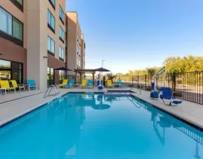 Refreshing outdoor pool at Best Western Plus Executive Residency Phoenix North Happy Valley.