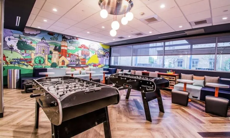 Arcade room at Tru By Hilton Bowling Green.