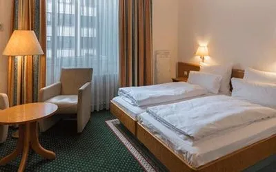Hotel Belmont Classic