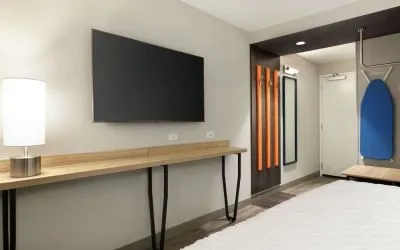 Day room amenities at Tru By Hilton Wichita Northeast.