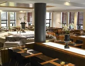 Relexa Hotel Airport Düsseldorf, Dusseldorf