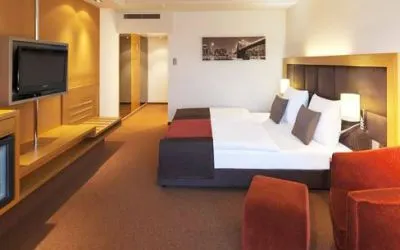Hotel Dorint Main Taunus Zentrum Frankfurt-Sulzbach, Frankfurt