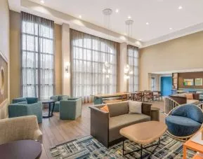 Comfortable lobby lounge, perfect for coworking at Sonesta ES Suites San Antonio Downtown Alamo Plaza.