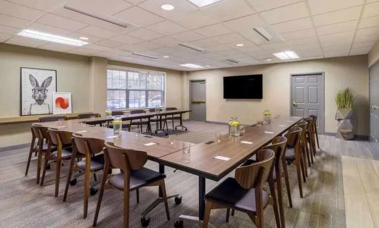 Professional meeting room at Sonesta ES Suites San Antonio Downtown Alamo Plaza.