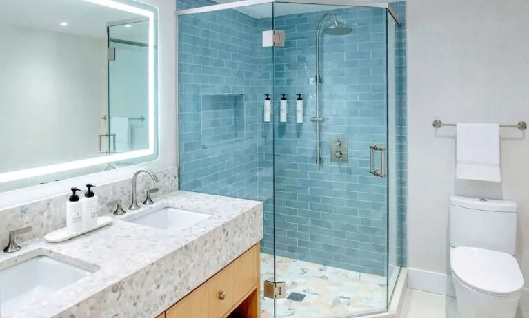 Private guest bathroom at The Fifty Sonesta Select New York.