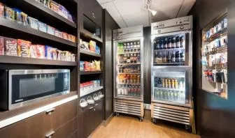 Convenience store at Sonesta Select Tempe Downtown.