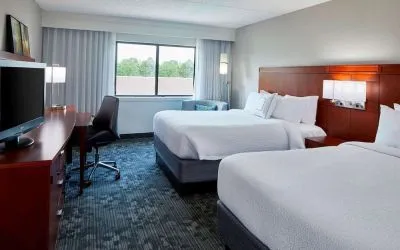 Day use twin room with work desk at Sonesta Select Raleigh Durham Airport Morrisville.