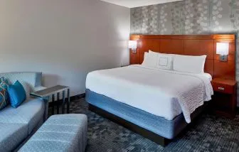 King bed at Sonesta Select Raleigh Durham Airport Morrisville.
