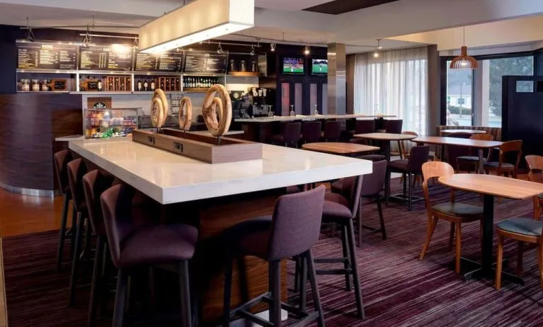 Workspace at Sonesta Select Kansas City South Overland Park.