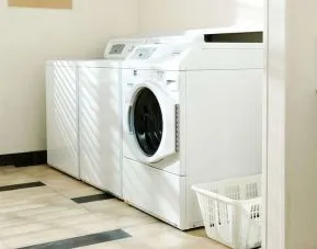 Laundry service is availale for guests at Sonesta Simply Suites Dallas Las Colinas.