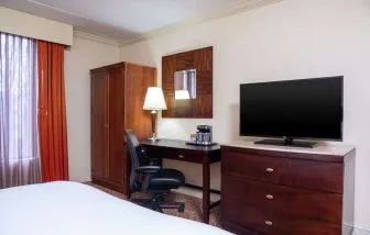 Day use room amenities at DoubleTree By Hilton Grand Rapids Airport.
