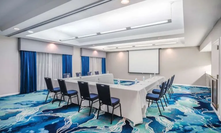Meeting room at Hampton Inn & Suites Amelia Island-Historic Harbor Front.
