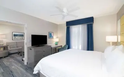 Day use room with living area at Hampton Inn & Suites Amelia Island-Historic Harbor Front.