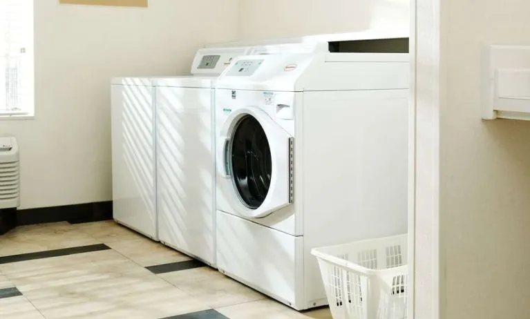 Laundry service is available for guests at Sonesta Simply Suites Pittsburgh Airport.