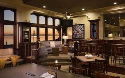 Hotel bar at Embassy Suites By Hilton San Francisco Airport Waterfront.
