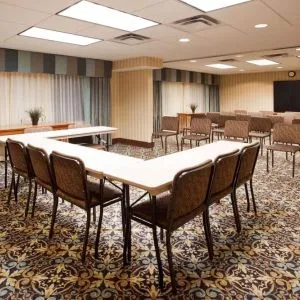 Professional meeting room at Sonesta ES Suites Atlanta - Perimeter Center.
