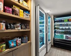 Convenience store at Sonesta ES Suites Denver South - Park Meadows.
