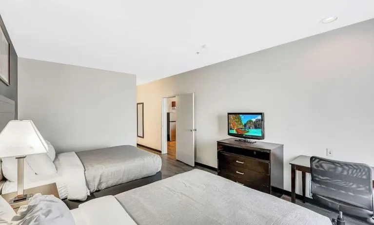 Queen beds available at Quality Inn & Suites Liberty Lake - Spokane Valley.
