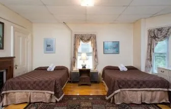 Bright and spacious day use twin room at The Farrington Inn.