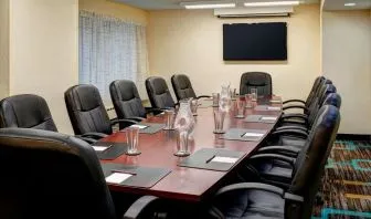 Professional meeting room with ergonomic chairs at Sonesta ES Suites Chicago Downtown Magnificent Mile - Medical.