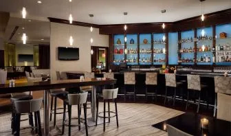 Hotel bar at Hilton Rosemont/Chicago O'Hare.