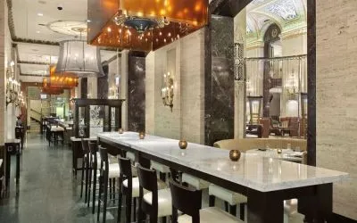 Breakfast area perfect for coworking at Palmer House A Hilton Hotel.