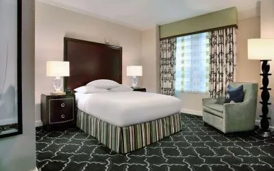 Day use room with natural light at Palmer House A Hilton Hotel.