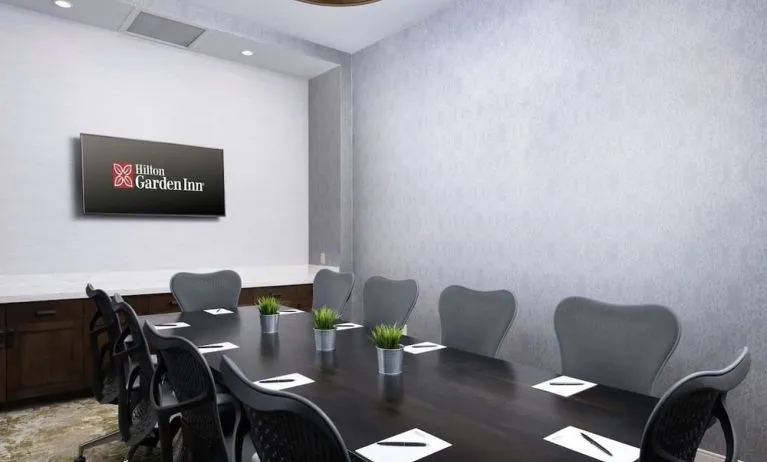 Meeting room at Hilton Garden Inn Memphis Downtown.