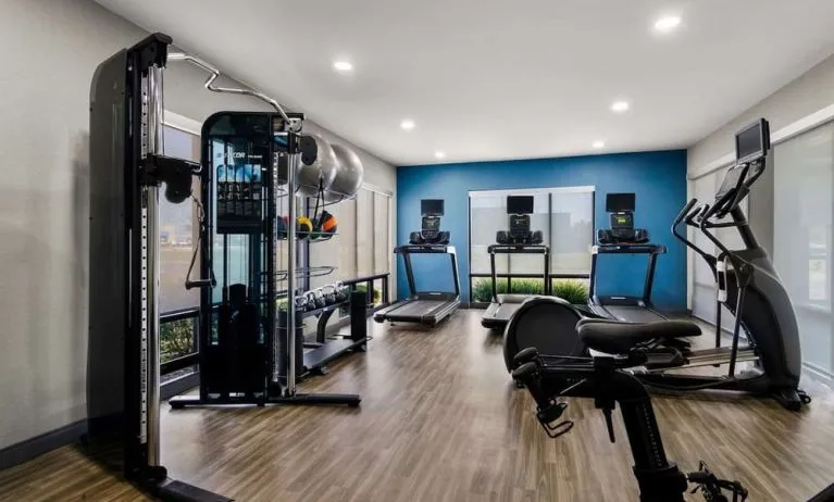 Fitness center at Hampton Inn & Suites Schererville.