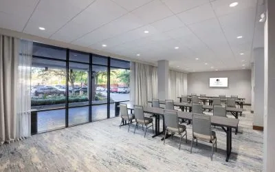 Spacious meeting room at Doubletree By Hilton Houston Medical Center Hotel & Suites.