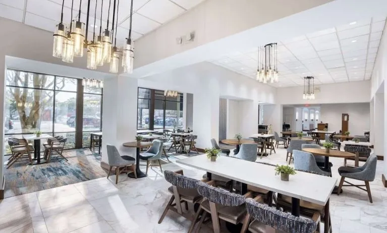 Dining area perfect for coworking at Doubletree By Hilton Houston Medical Center Hotel & Suites.