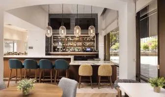 Hotel bar at Doubletree By Hilton Houston Medical Center Hotel & Suites.