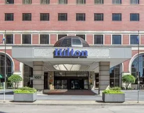 Entrance at Hilton Minneapolis.
