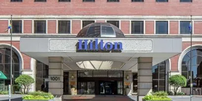 Entrance at Hilton Minneapolis.