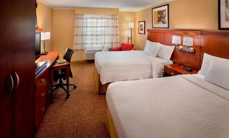 Day use twin room with work desk at Sonesta Select Boston Danvers.