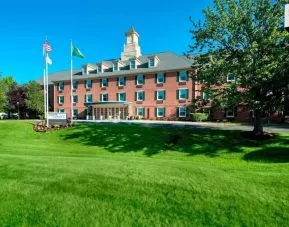 Exterior of Sonesta Select Boston Danvers.