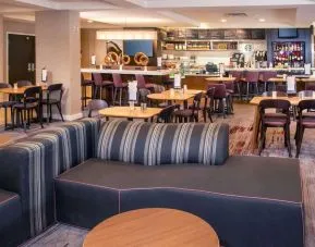 Lounge area and workspace at Sonesta Select Allentown Bethlehem Airport.