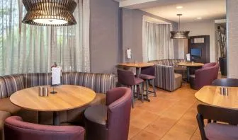 Lobby workspace with comfortable seating at Sonesta Select Allentown Bethlehem Airport.