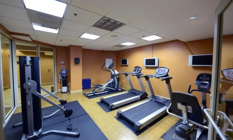 Fitness center at Beacon Hotel.