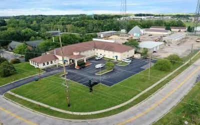 Hotel exterior at Quality Inn & Suites Woodstock Near Lake Geneva.