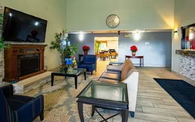 Lounge seating at Quality Inn & Suites Woodstock Near Lake Geneva.