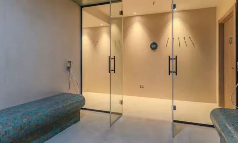 Showers and spa at Terradamari Resort & Spa Marina Di Modica.