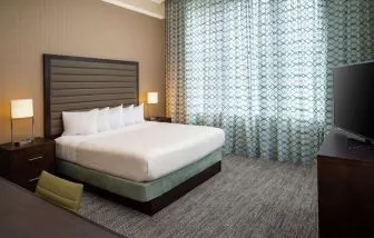 Day use room with natural light at Embassy Suites By Hilton St. Louis Downtown.