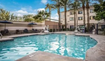 Stunning outdoor pool at Sonesta Select Phoenix Chandler.