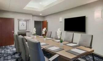 Professional meeting room at Sonesta Select Phoenix Chandler.